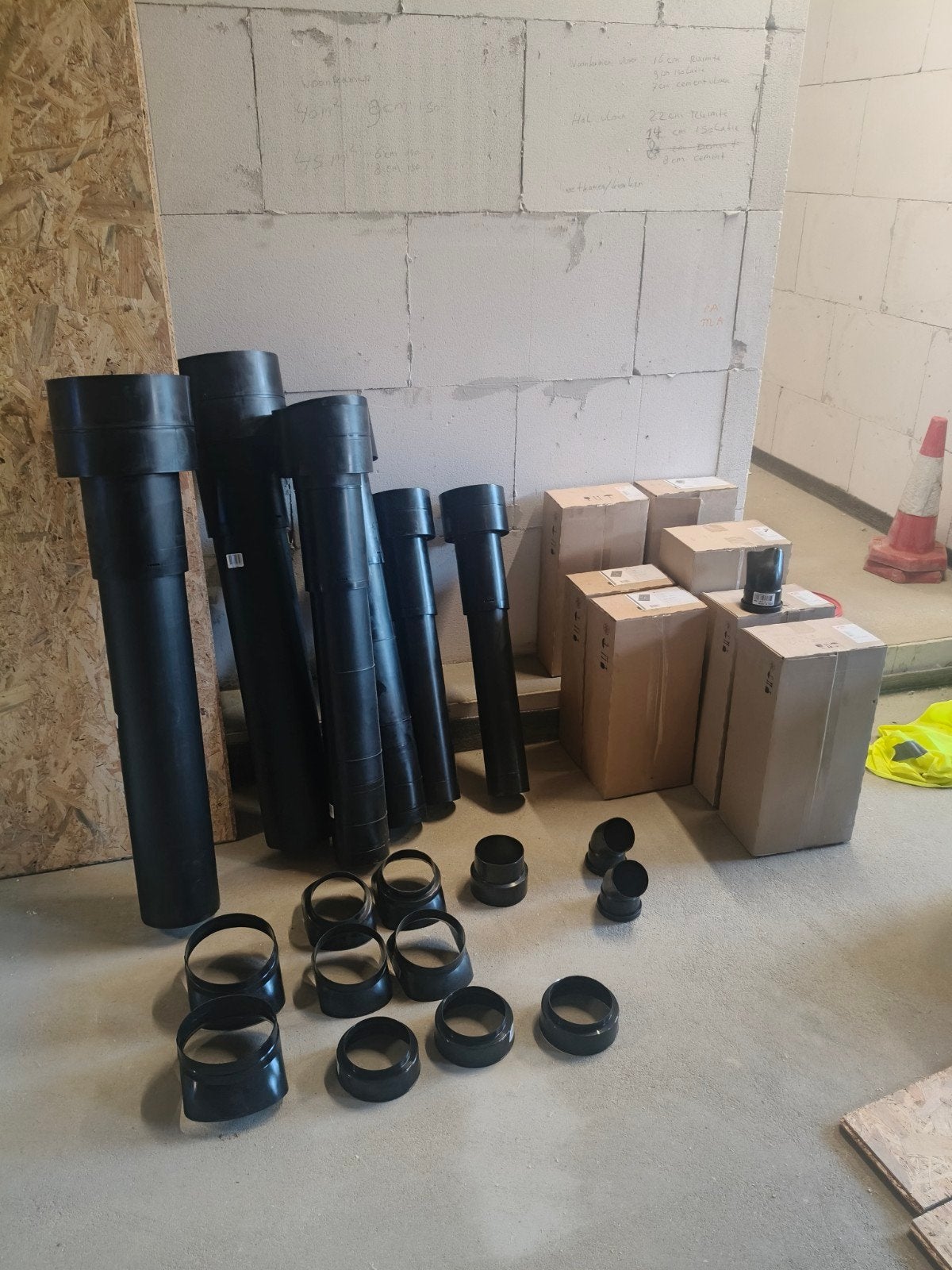 Ubbink Ubiflex Standard Universele Dakdoorvoerpan, Doe-het-zelf en Verbouw, Dakpannen en Dakbedekking, Kunststof, Zwart, Overige typen