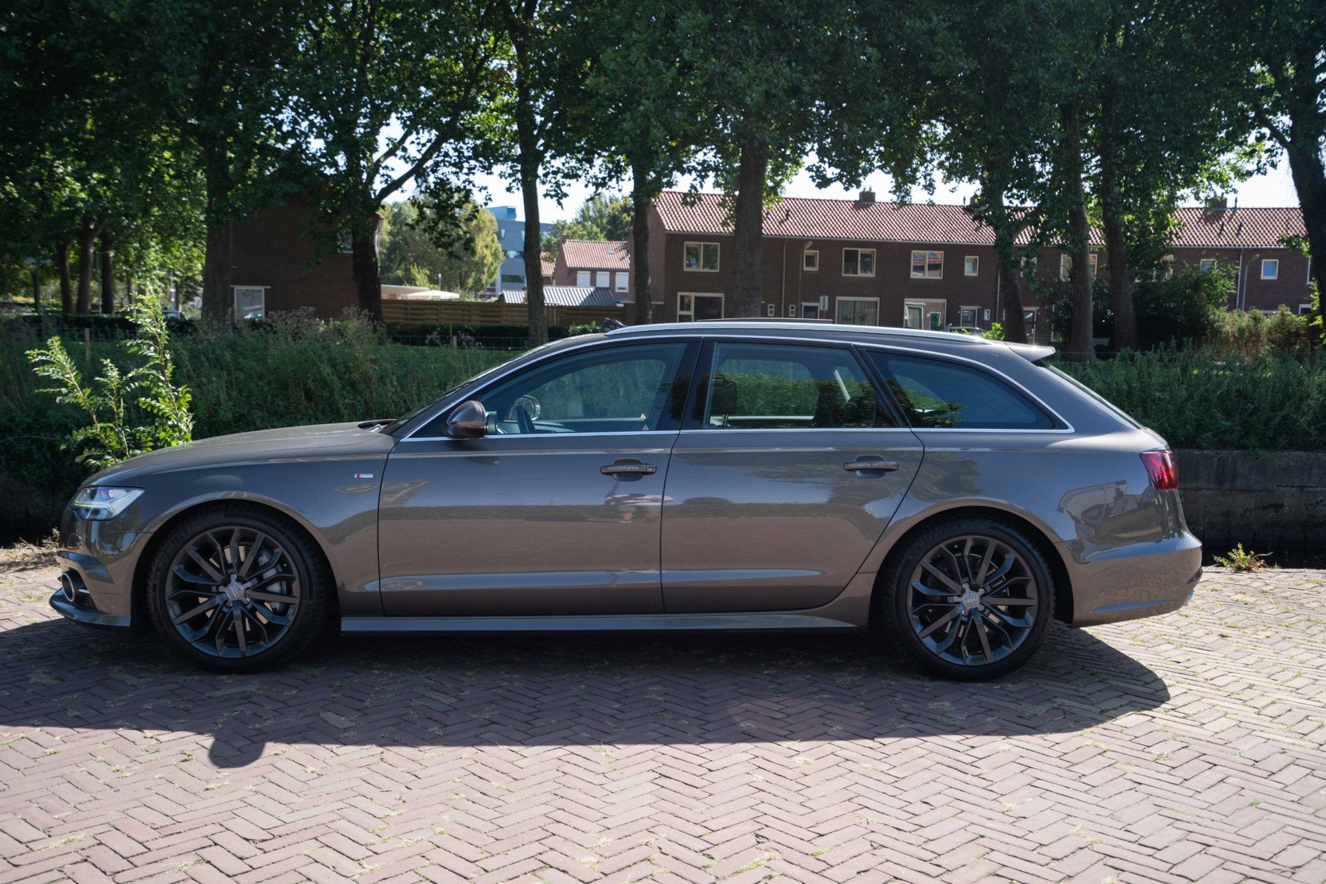 Audi A6 Avant 3.0 TDI quattro Premium Edition | 100.000KM |, Auto's, Dealer onderhouden, Gebruikt, 2000 kg, Leder en Stof