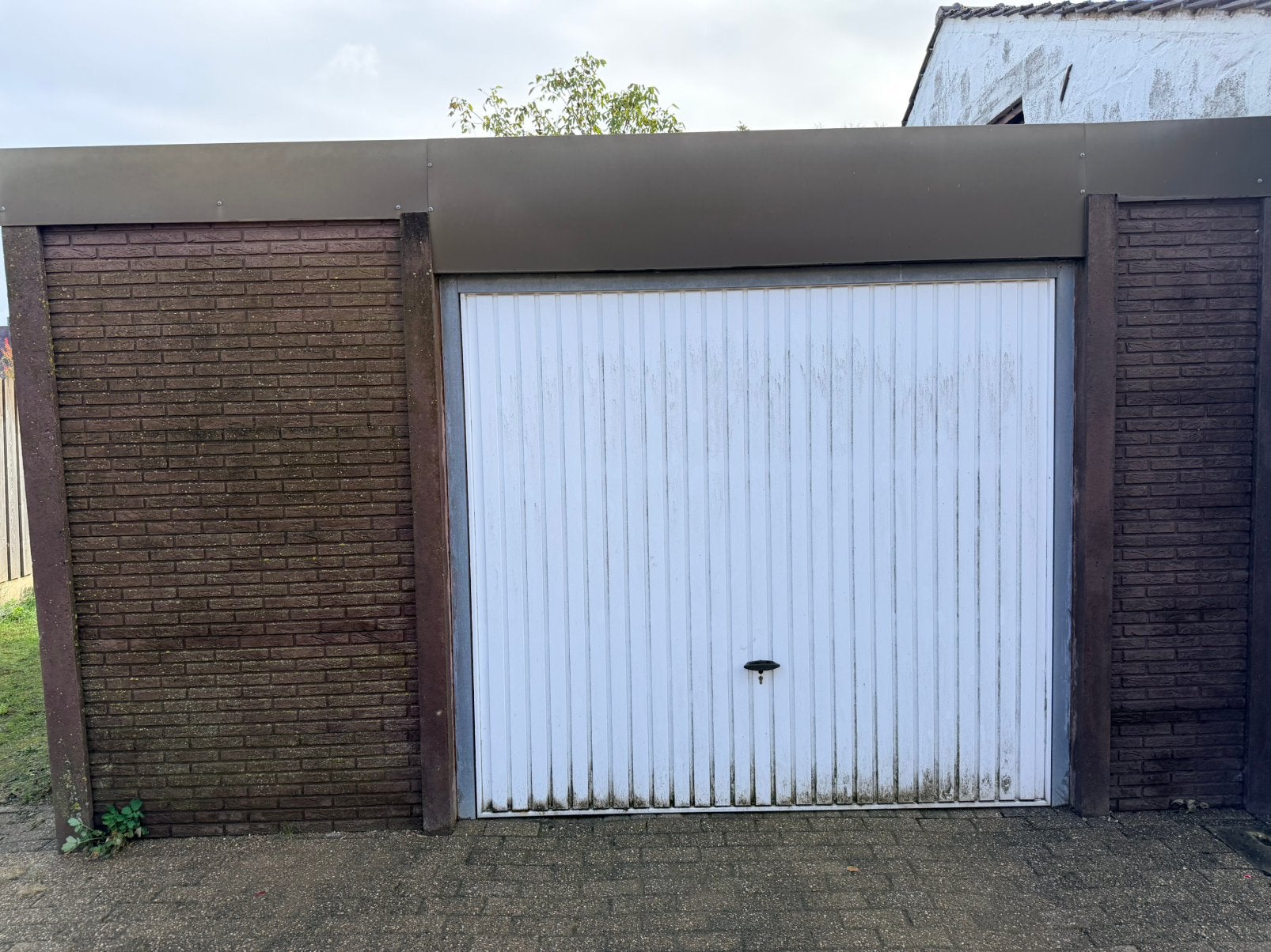 Betonsysteembouw garage/schuur, Ophalen, Gebruikt, Beton