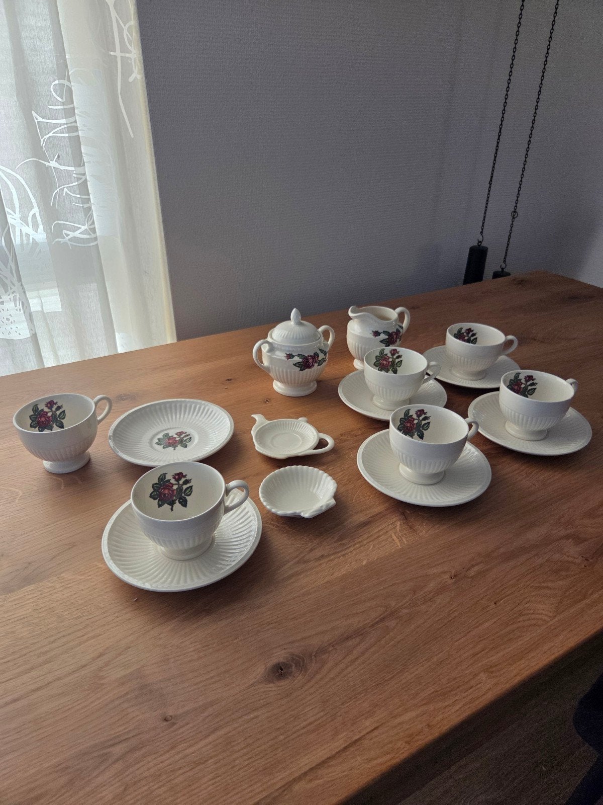 Prachtig Wedgewood servies met bloemmotief, Antiek en Kunst, Ophalen