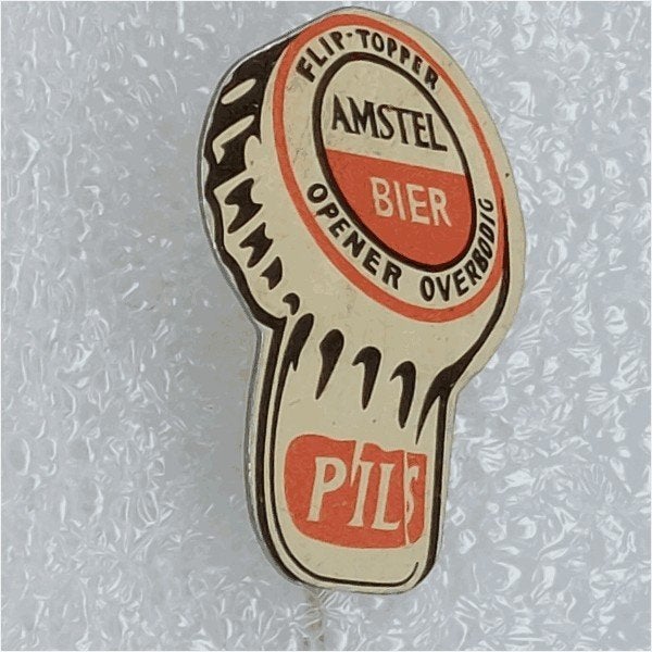 SP1448 Speldje Amstel bier Flip-topper Opener overbodig Pils, Ophalen of Verzenden, Gebruikt, Overige onderwerpen