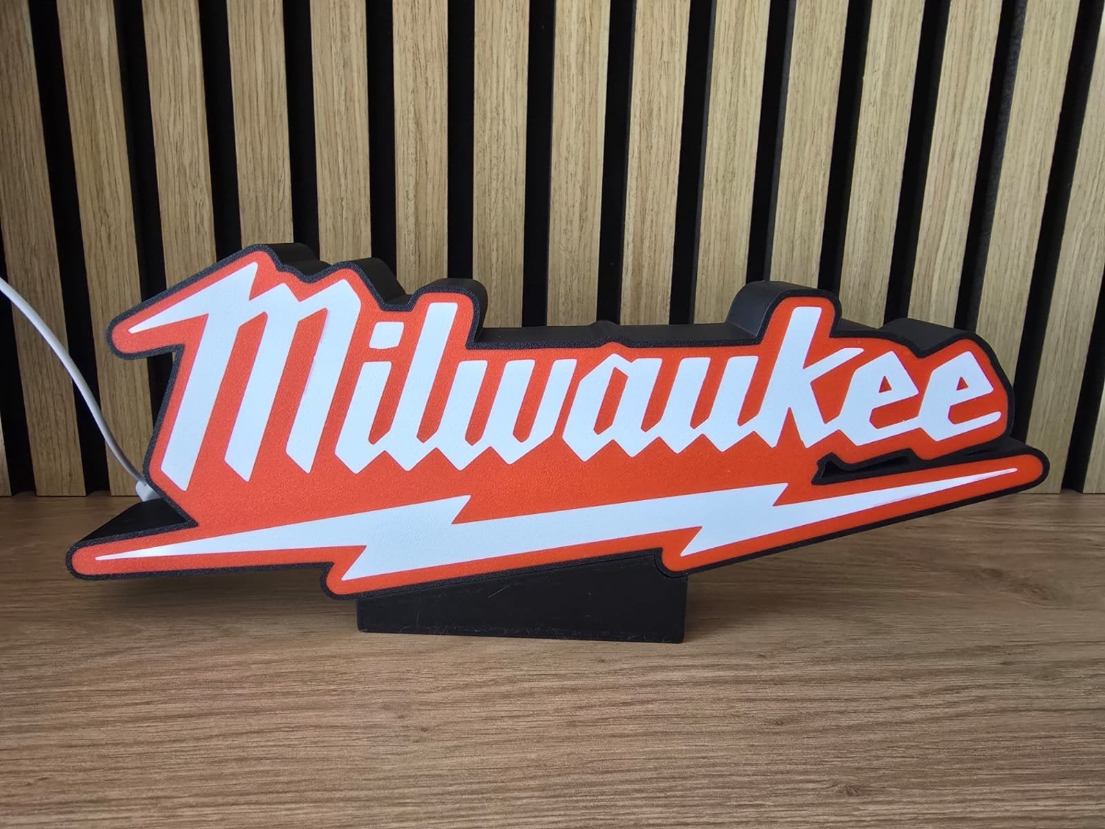 Milwaukee LED Logo Lamp - Uniek Decoratiestuk, Huis en Inrichting, Ophalen of Verzenden, Nieuw