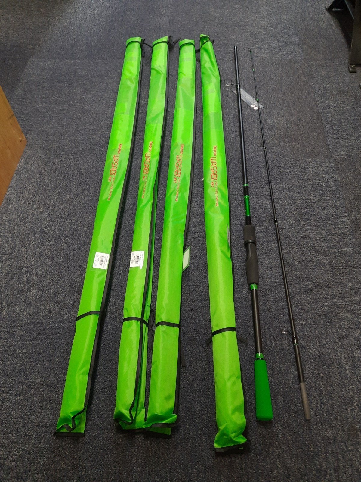 partij van 5 delphin spinhengels van 2.40m 30gram, Watersport en Boten, Delphin, Werphengel, Nieuw, Tjechie