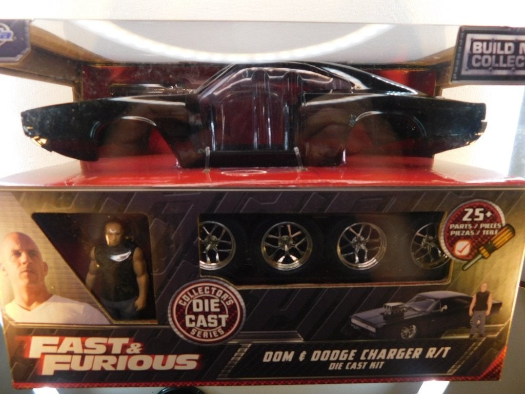 Dom's 1970 Dodge Charger Fast & The Furious + Figurine 1:24, Overige merken, Christian@diecastcompany.nl, Auto, The Diecast Company