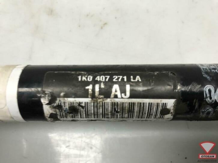 vw golf 5 6 vag aandrijfas links voor 1k0407271la, Auto-onderdelen, Gebruikt, Volkswagen, Volkswagen AG, Berliner Ring 2
38440  Wolfsburg, DE