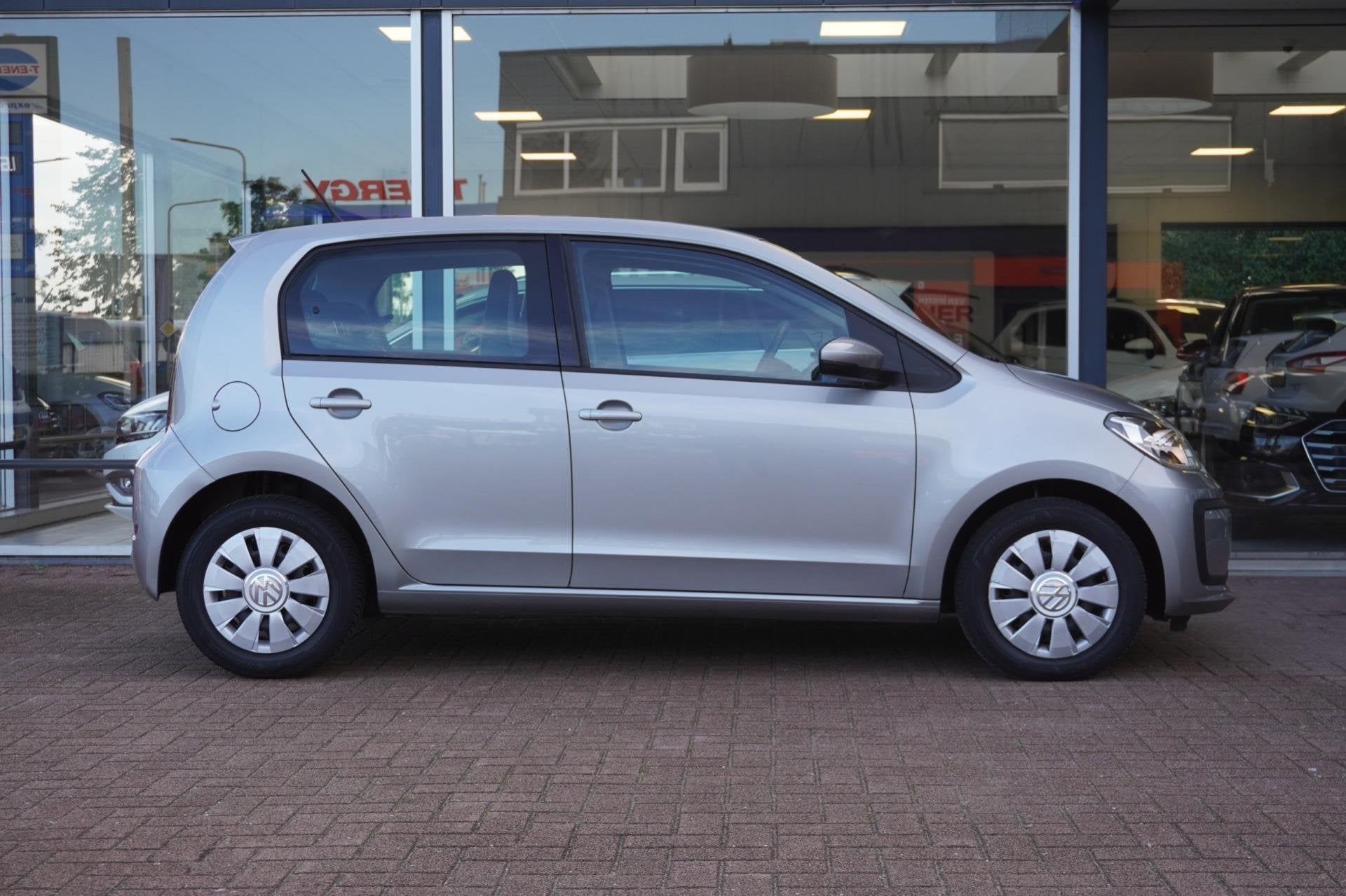 Volkswagen Up! 1.0 BMT move up! 5deurs | Airco | Bluetooth |, Auto's, Volkswagen, Dealer onderhouden, Stof, Gebruikt, Origineel Nederlands