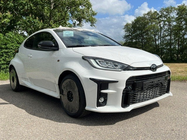Toyota Yaris GR 1.6 Turbo 262 pk 2023, Auto's, Stof, 1600 cc, Wit, Bedrijf