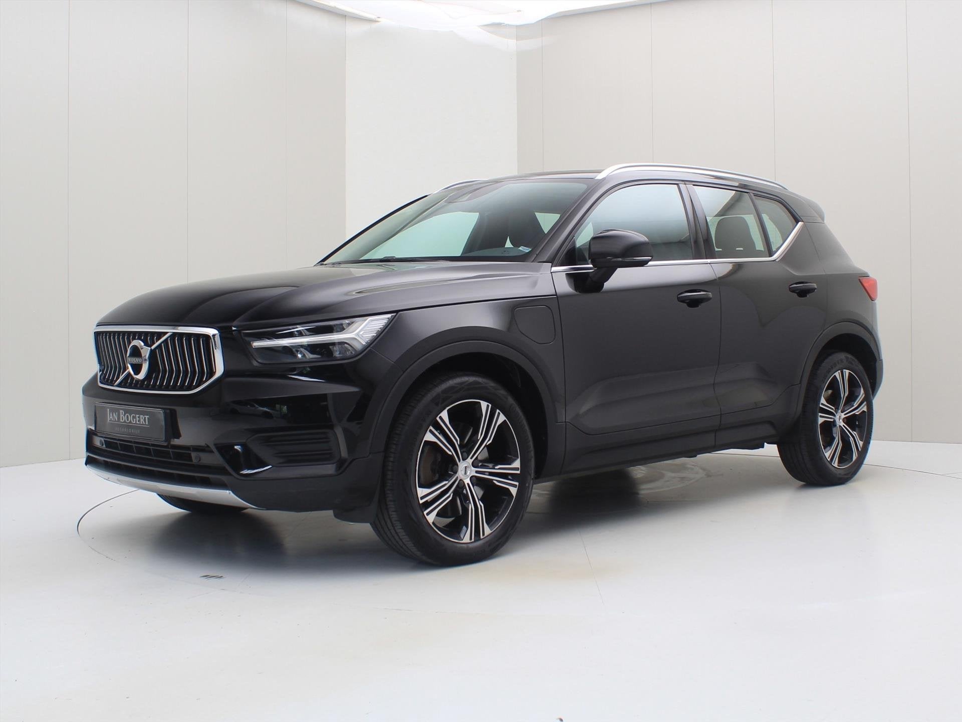 Volvo Xc40 T5 Twin Engine 262pk Geartronic Inscription [ CRU, Auto's, Automaat, Regensensor, 1712 kg, 179 pk