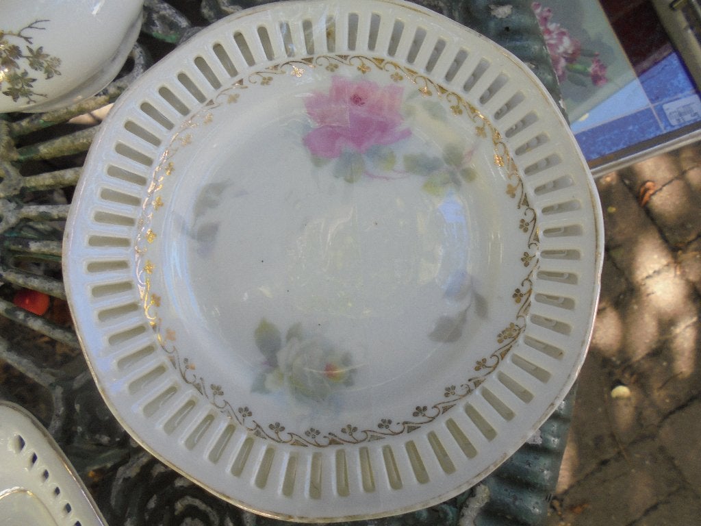 9 Gebaksbordjes met pastel roze en witte rozen en ajour rand, Ophalen of Verzenden