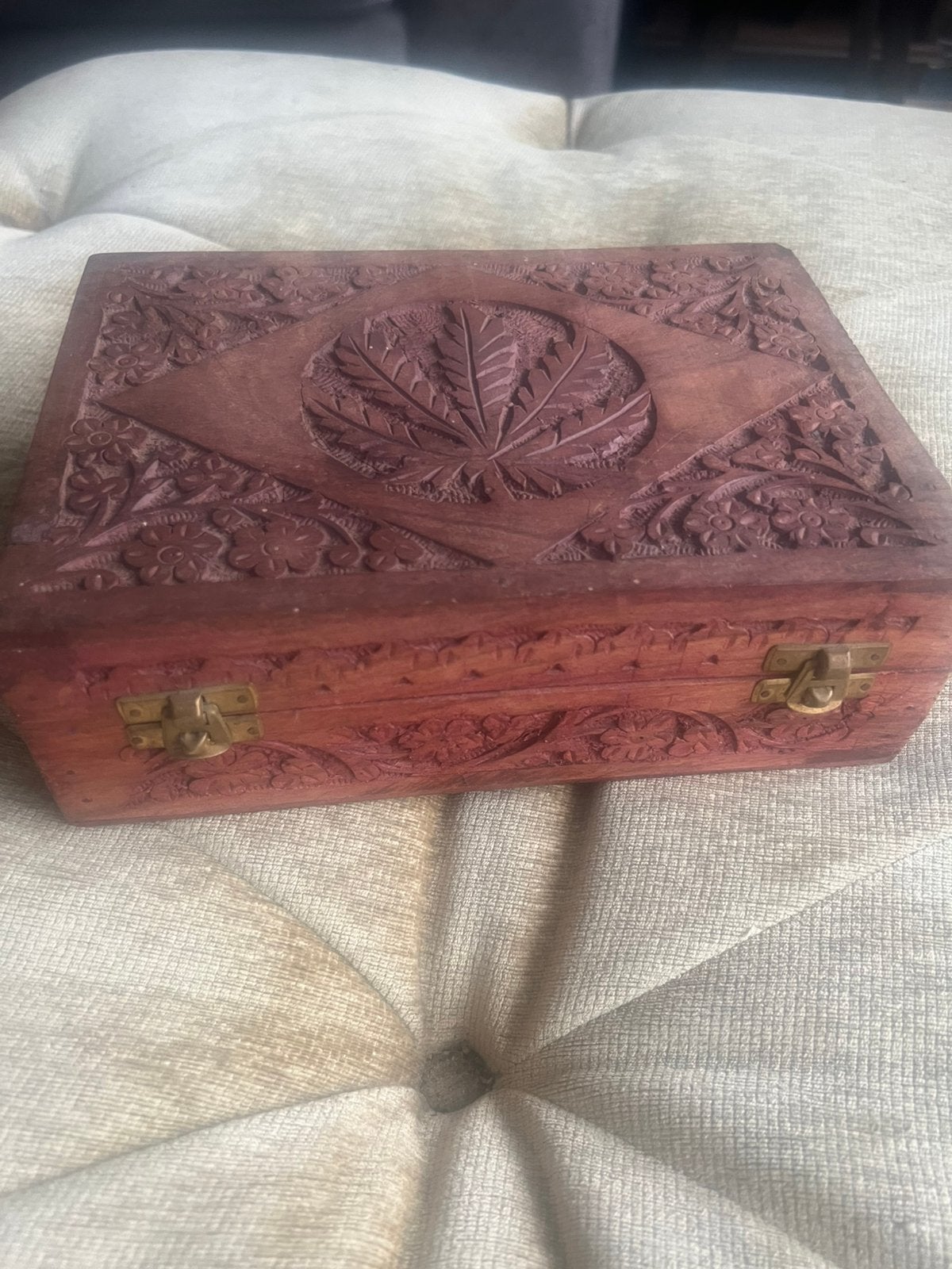 Houten Handvervaardigd Doosje met Bong ( Waterpijpje )., Verzamelen, Ophalen of Verzenden, Zo goed als nieuw, (Water)pijp