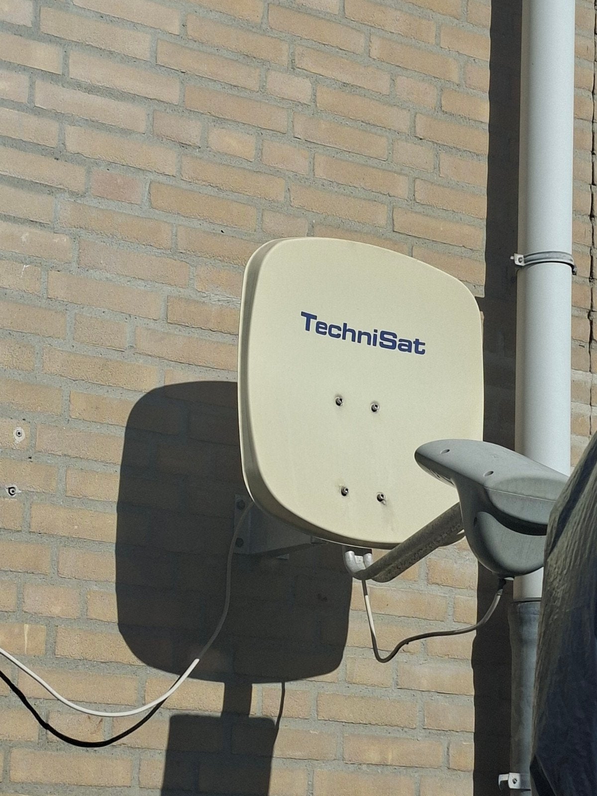 Complete TechniSat satellietschotel + Xsarius Pure HD SE ont, Ophalen, Gebruikt, Overige merken