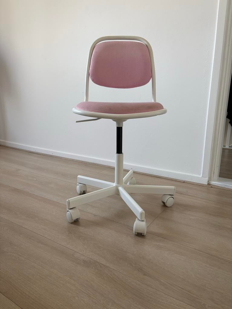 Comfortabele roze met witte bureaustoel, verstelbaar, Ophalen of Verzenden, Gebruikt, Roze, Bureaustoel