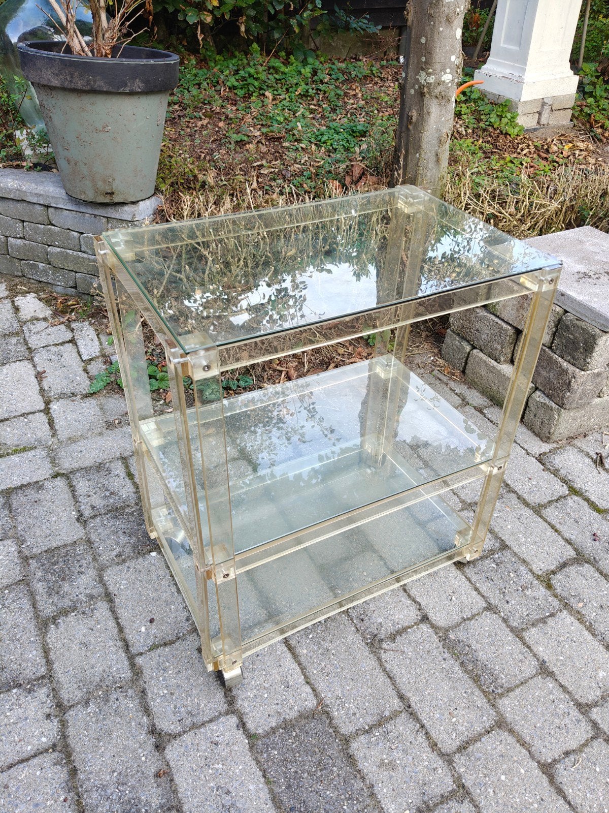 Vintage Italiaanse serveerwagen van plexiglas en glas, 1980, Antiek en Kunst, Ophalen