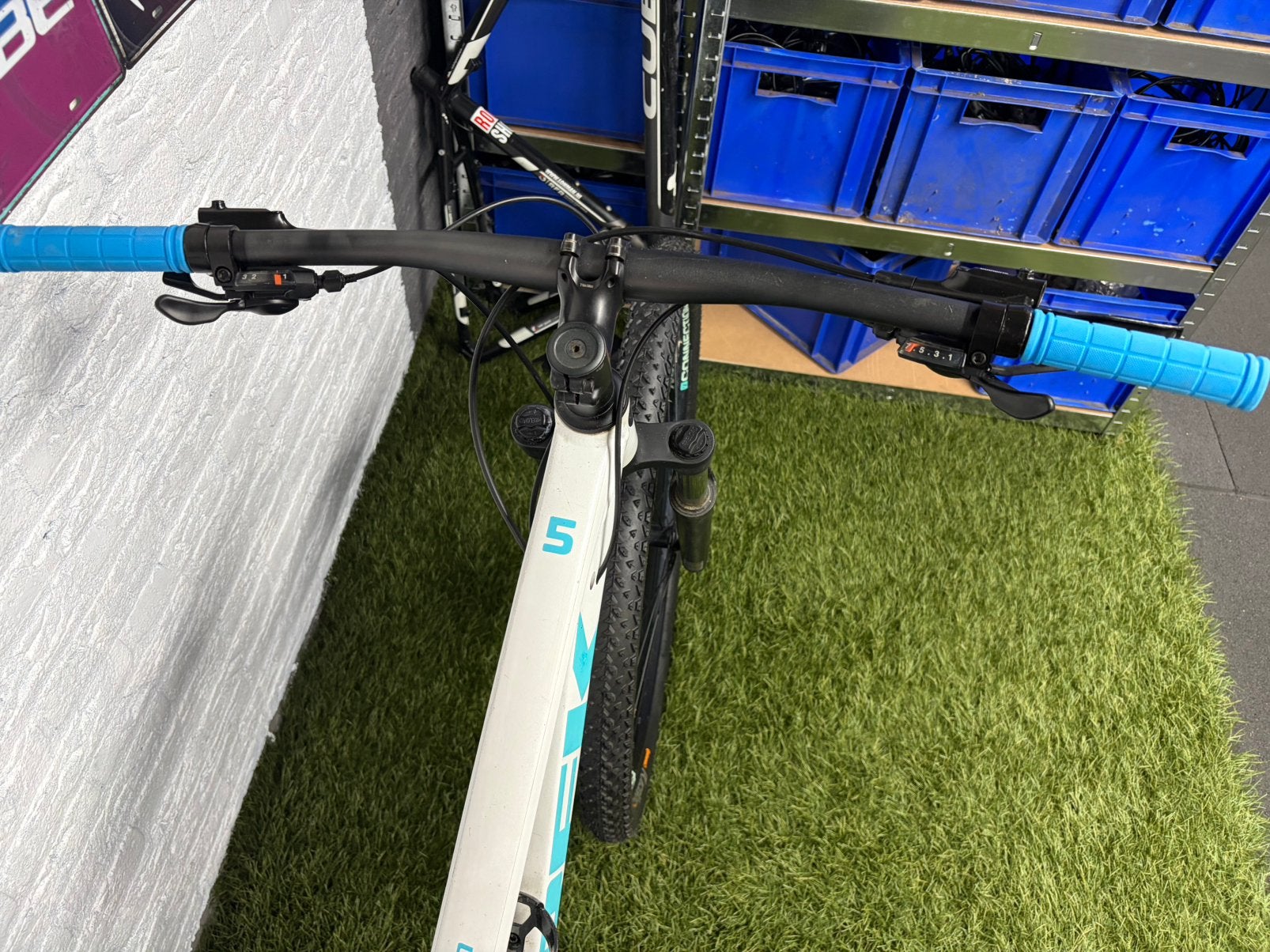 Foto 6 van Trek Marlin 5 29 inch mountainbike frame M 29er TREK Marlin