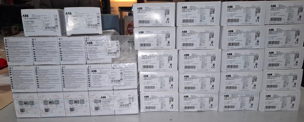 ABB Magneetschakelaar en Lastscheider, Ophalen of Verzenden, Nieuw, Overige typen