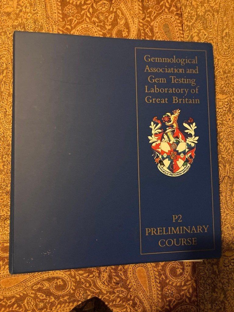 Fellow of the Gemmological Association  Great Britain  P1 P2, Verzenden, Zo goed als nieuw, Gemological association and gem testing laboratory of UK