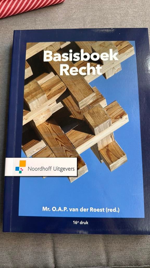 Basisboek Recht, Ophalen of Verzenden, Zo goed als nieuw