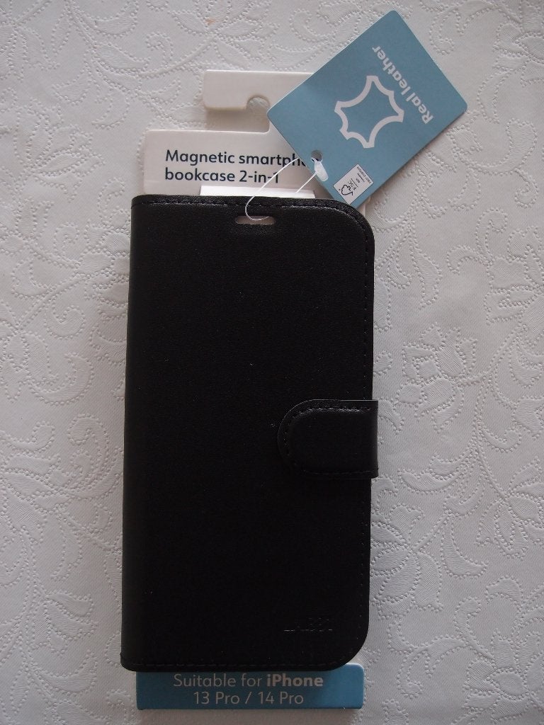 Nieuwe leren cover hoes iPhone 13 Pro / 14 Pro topkwaliteit, Zwart, IPhone 13 Pro, Nieuw, Ophalen of Verzenden