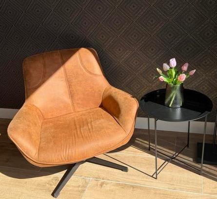 Draaibare fauteuil - Comfortabel en stijlvol, Huis en Inrichting, Fauteuils, Ophalen, Gebruikt, Stoer, Minder dan 75 cm