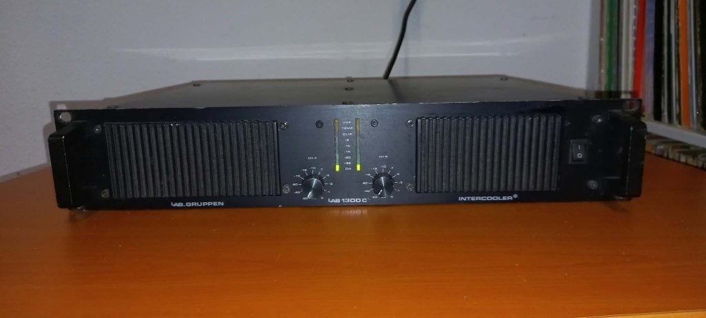 Lab Gruppen 1300 C eindversterker amp in keurige staat, Overige merken, Gebruikt, Ophalen of Verzenden, 120 watt of meer