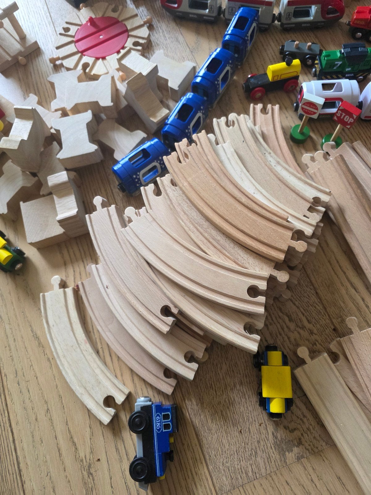 Grote Brio Treinset met Veel Accessoires en Treinen, Ophalen, Gebruikt