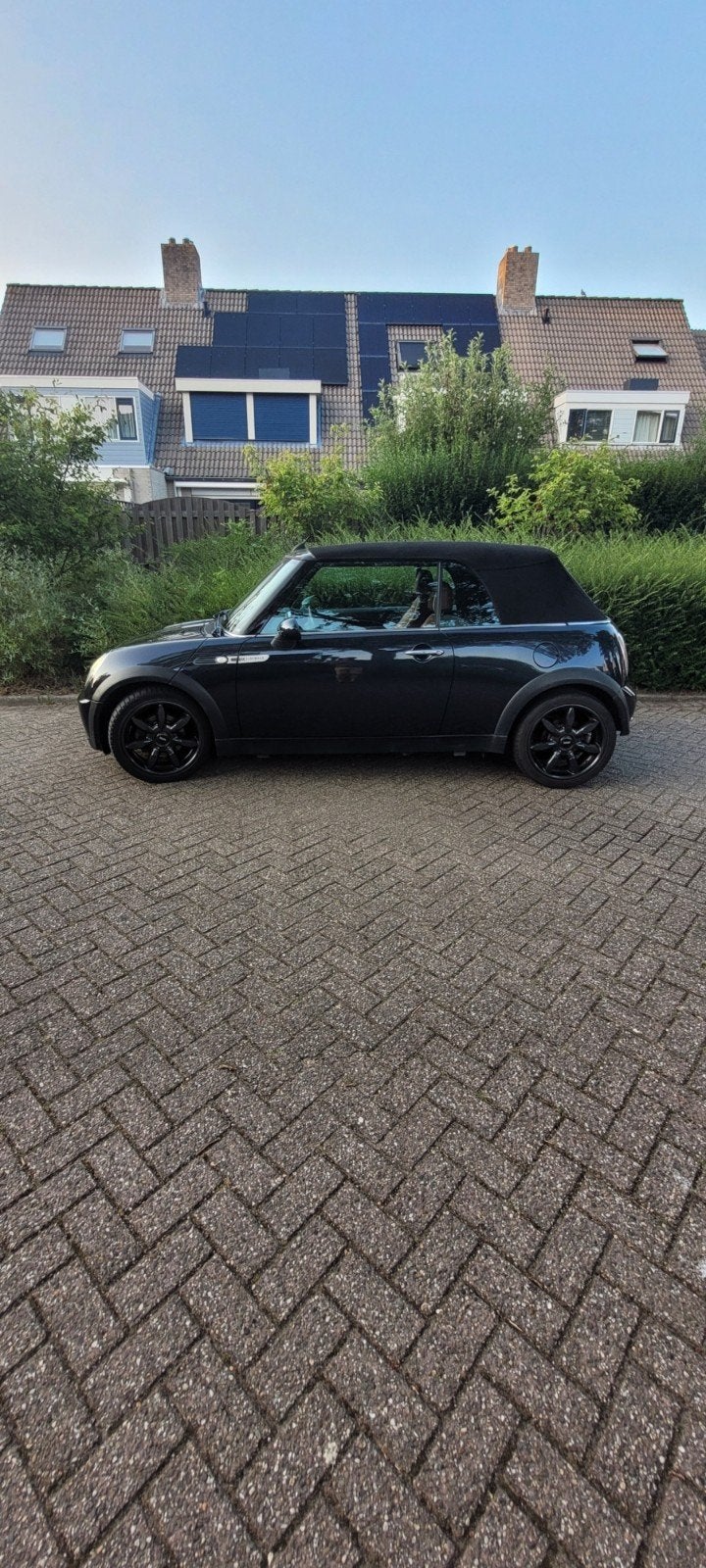 Mini 1.6 16V Cooper Cabrio 2008 Zwart, Auto's, Mini, Voorwielaandrijving, 4 cilinders, Cabriolet, 4 stoelen