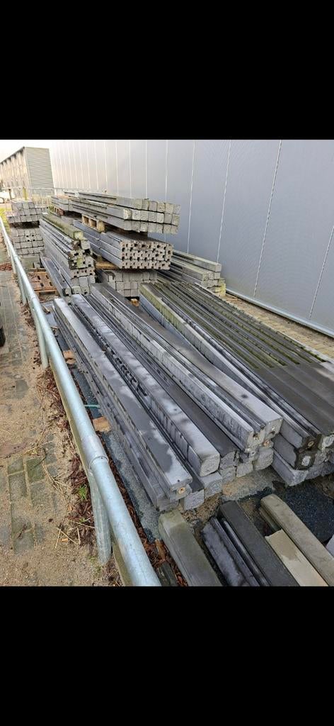 Beton schuttingpalen antraciet 11x11x275/295 cm, Tuin en Terras, Schuttingen, Gebruikt, Overige materialen, 2 meter of meer, Minder dan 3 meter