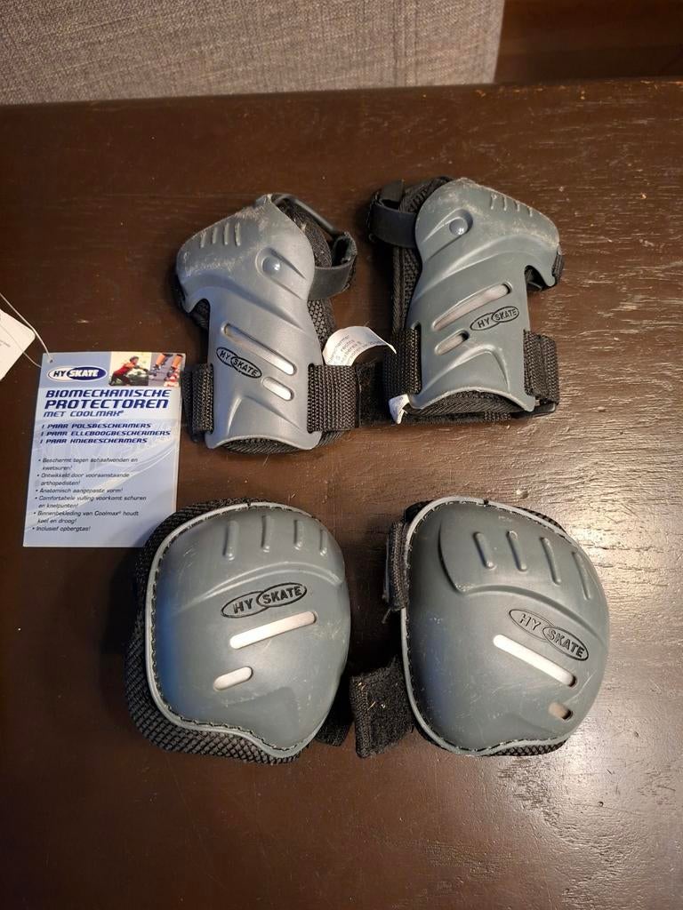 HY SKATE Beschermingsset maat S, voor pols en knieen, Sport en Fitness, Skeelers, Ophalen of Verzenden, Bescherming