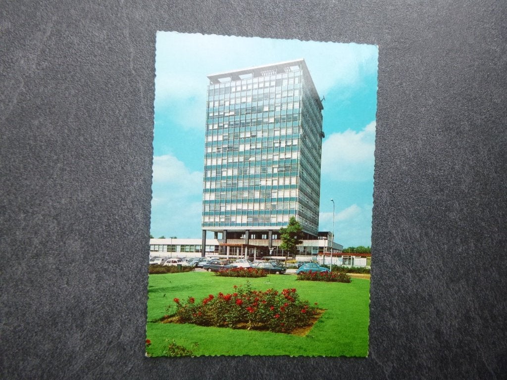 Eindhoven, hoofdkantoor Philips/auto 12ct zegel, Verzamelen, Verzenden, 1960 tot 1980, Gelopen, Noord-Brabant
