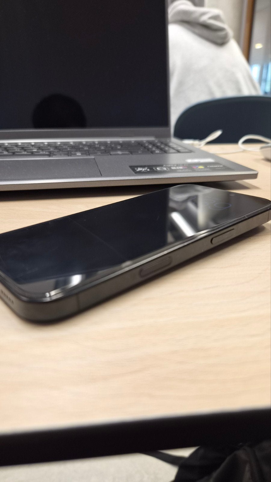 Foto 6 van iPhone 16 Pro 256 GB - Zo goed als nieuw