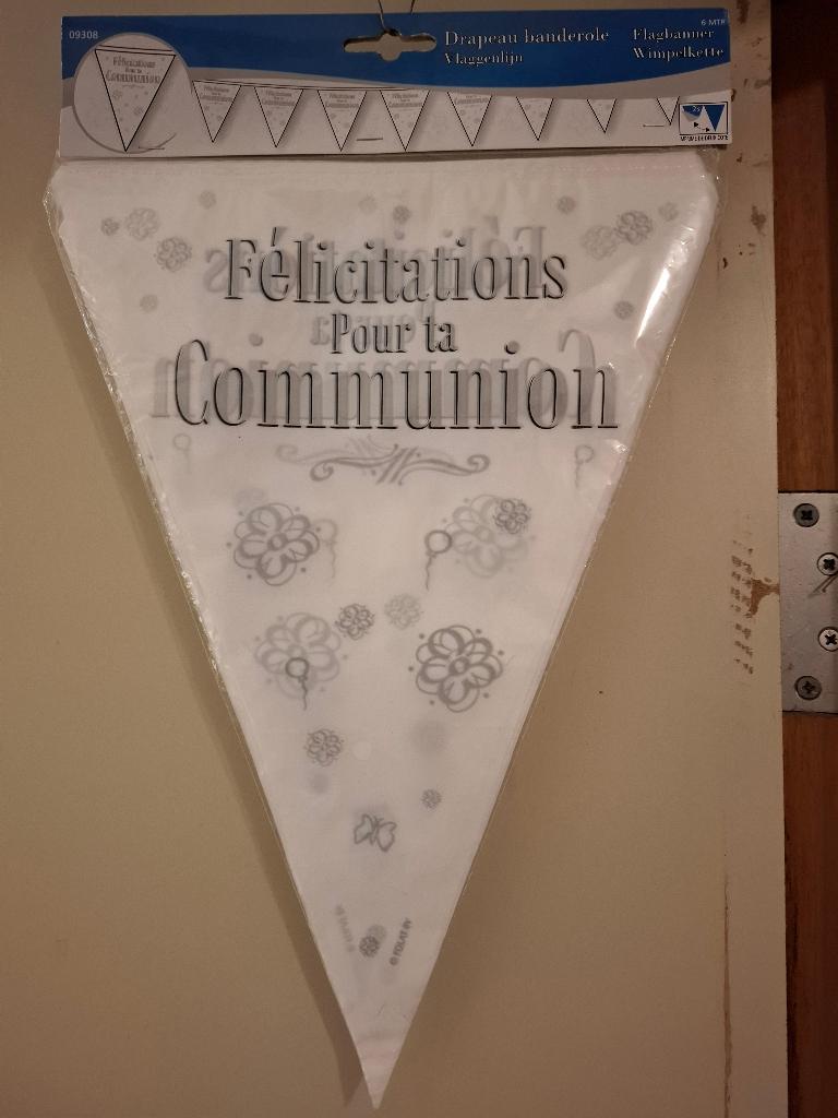 Vlaggenlijnen Communie Feest Franstalig, Ophalen of Verzenden, Nieuw, Versiering, Overige