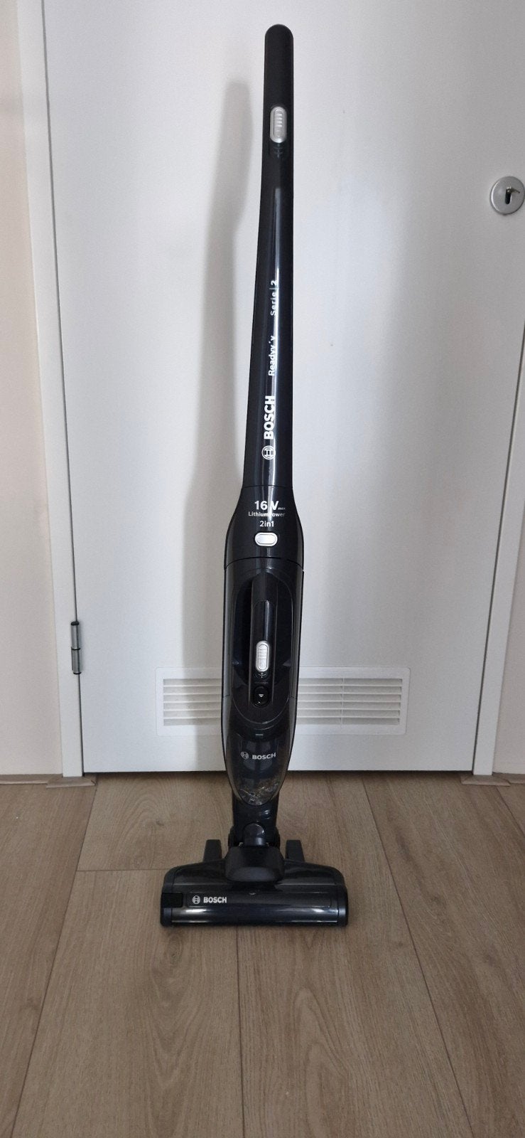 Bosch Readyy'y serie 2 BCHF2MX16 steelstofzuiger, Witgoed en Apparatuur, Stofzuigers, Ophalen, Zo goed als nieuw