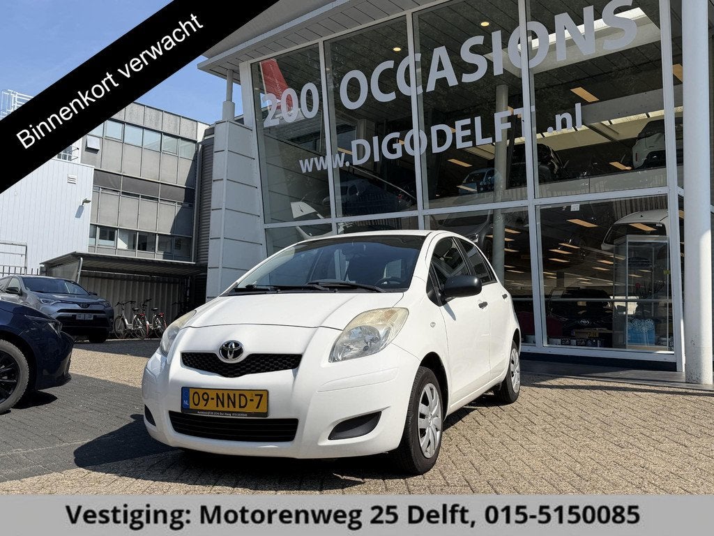 Toyota Yaris 1.0 VVTi Acces . AIRCO . ELEKTRSICHE RAMEN VOOR, Voorwielaandrijving, Euro 5, Stof, 750 kg