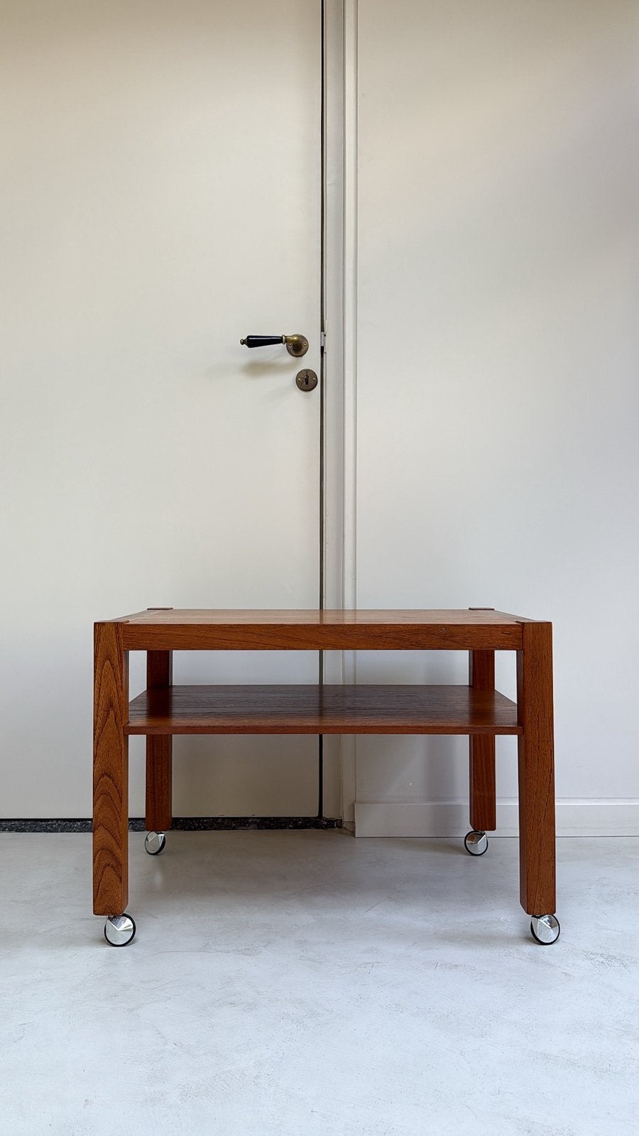 Vintage houten trolley / serveerwagen / bijzettafel, Ophalen
