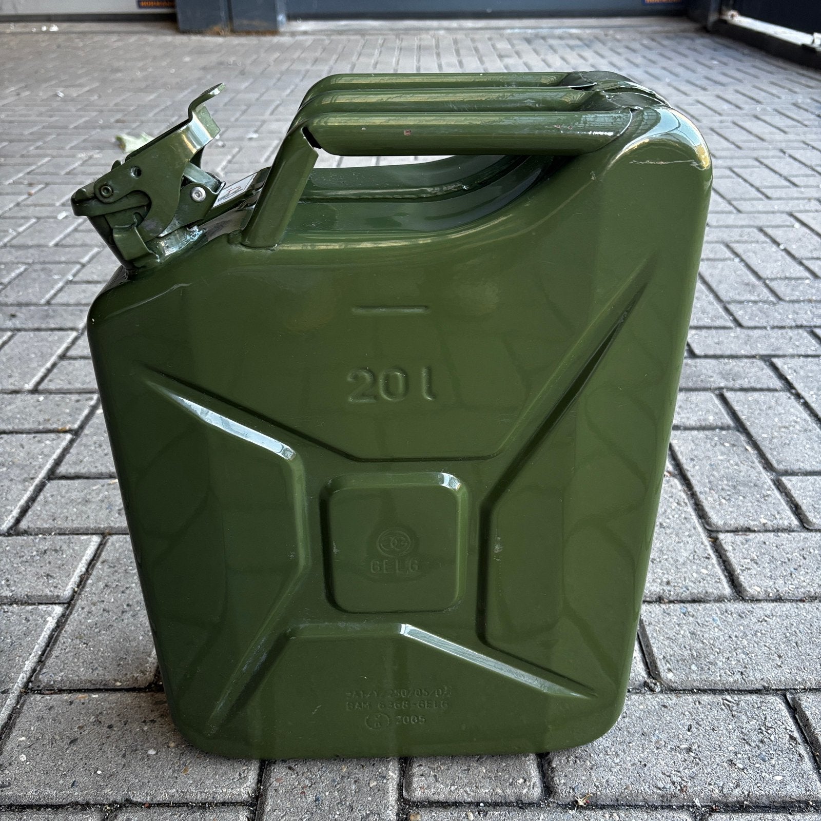 GELG Jerrycan 20L Staal NATO Legergroen - Als Nieuw, Ophalen of Verzenden, Nieuw