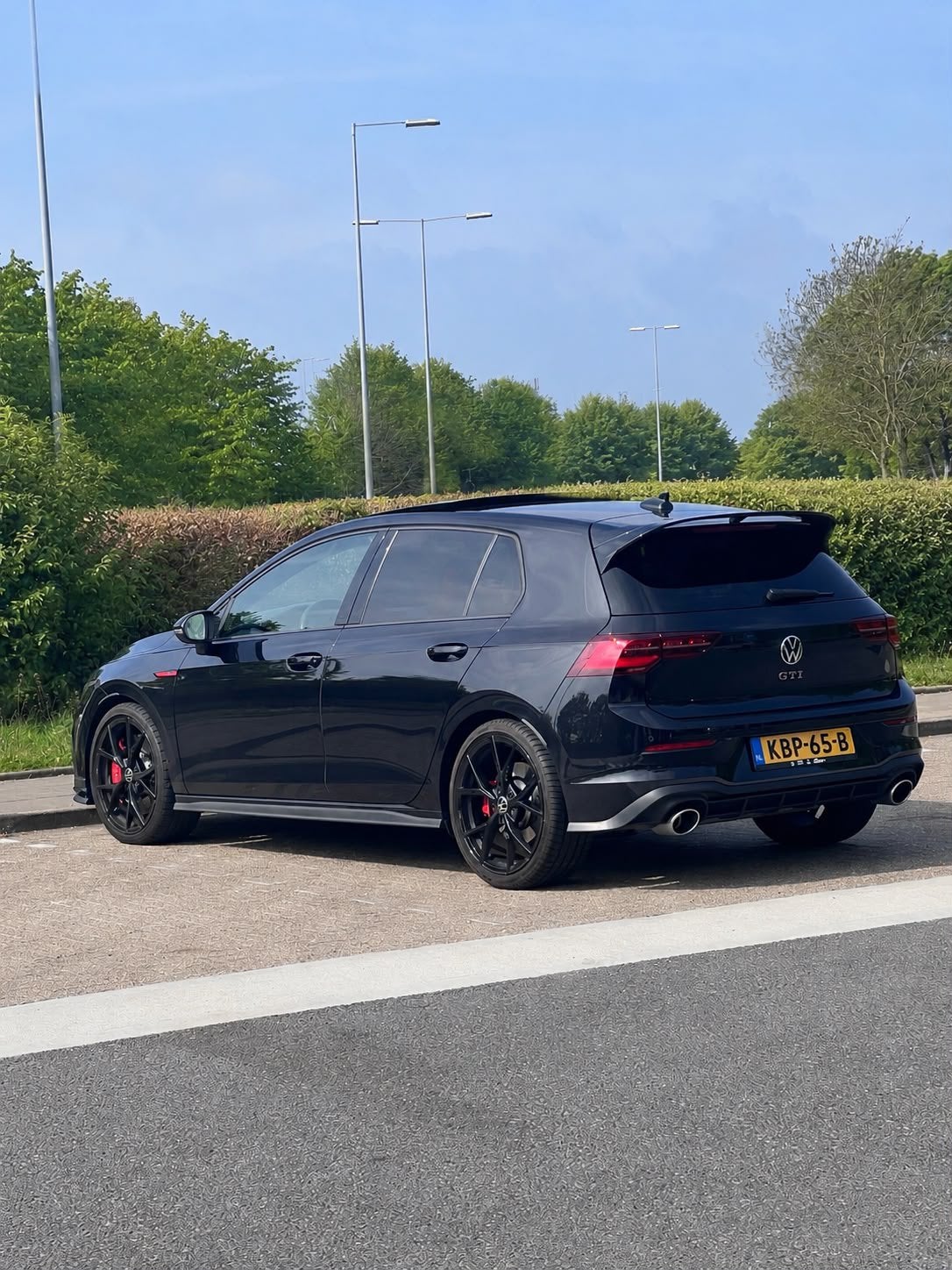 Volkswagen Golf 8 GTI Clubsport  2.0 TSI  2023 Zwart, 1363 kg, 4 cilinders, 1984 cc, Zwart
