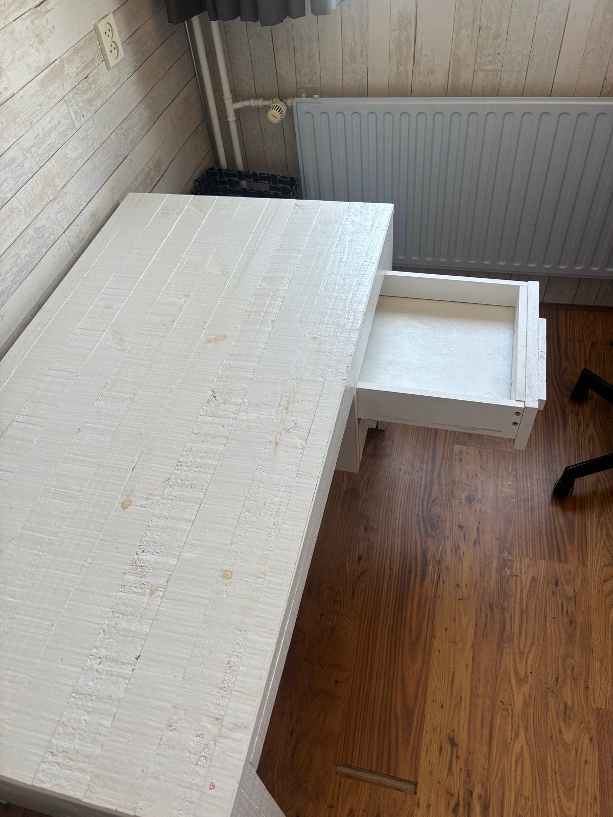 Wit bureau met 2 lades, Ophalen, Gebruikt, Wit, Steigerhout