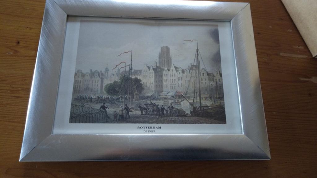 Ingelijste prent Rotterdam De Kolk - 34,5x26,5 cm, Antiek en Kunst, Kunst | Tekeningen en Foto's, Ophalen of Verzenden