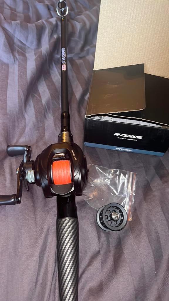 Baitcaster hengel+molen, Ophalen of Verzenden, Zo goed als nieuw, Molen