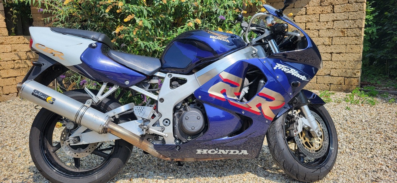 Honda CBR 900 RR Fireblade - Sportieve legende, Motoren, Motoren | Honda, Particulier, Super Sport, 4 cilinders, Sportuitlaat