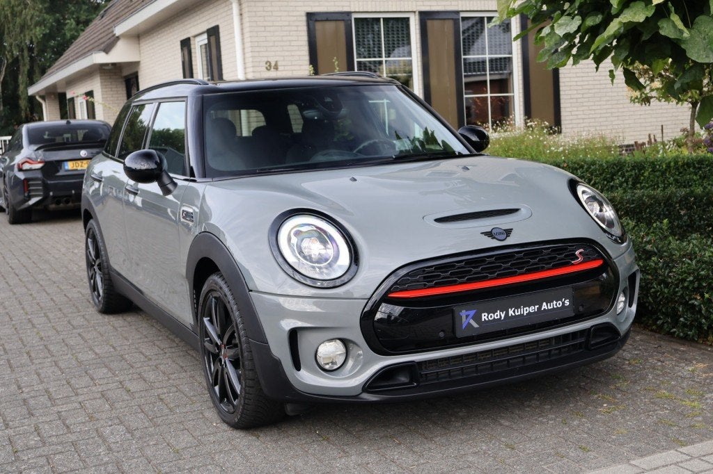 Mini CLUBMAN 2.0 Cooper S Pepper (192pk) HUD/18inch/Keyless/, Automaat, 1998 cc, Gebruikt, Electronic Stability Program (ESP)