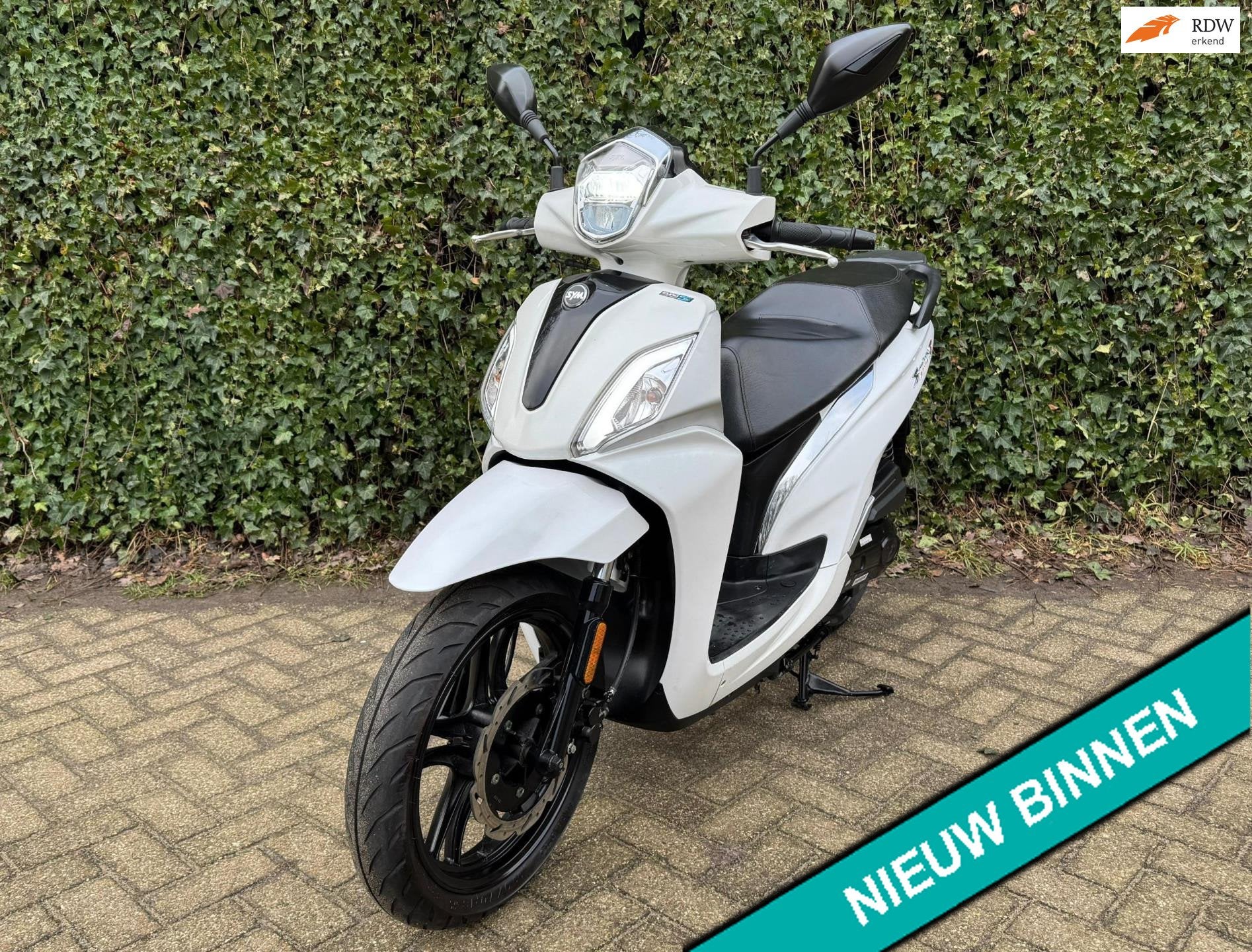 SYM Symphony ST 45km E5 Scooter WHITE BETAAL met in3, SYM, 49 cc, S, S
s  s, NL