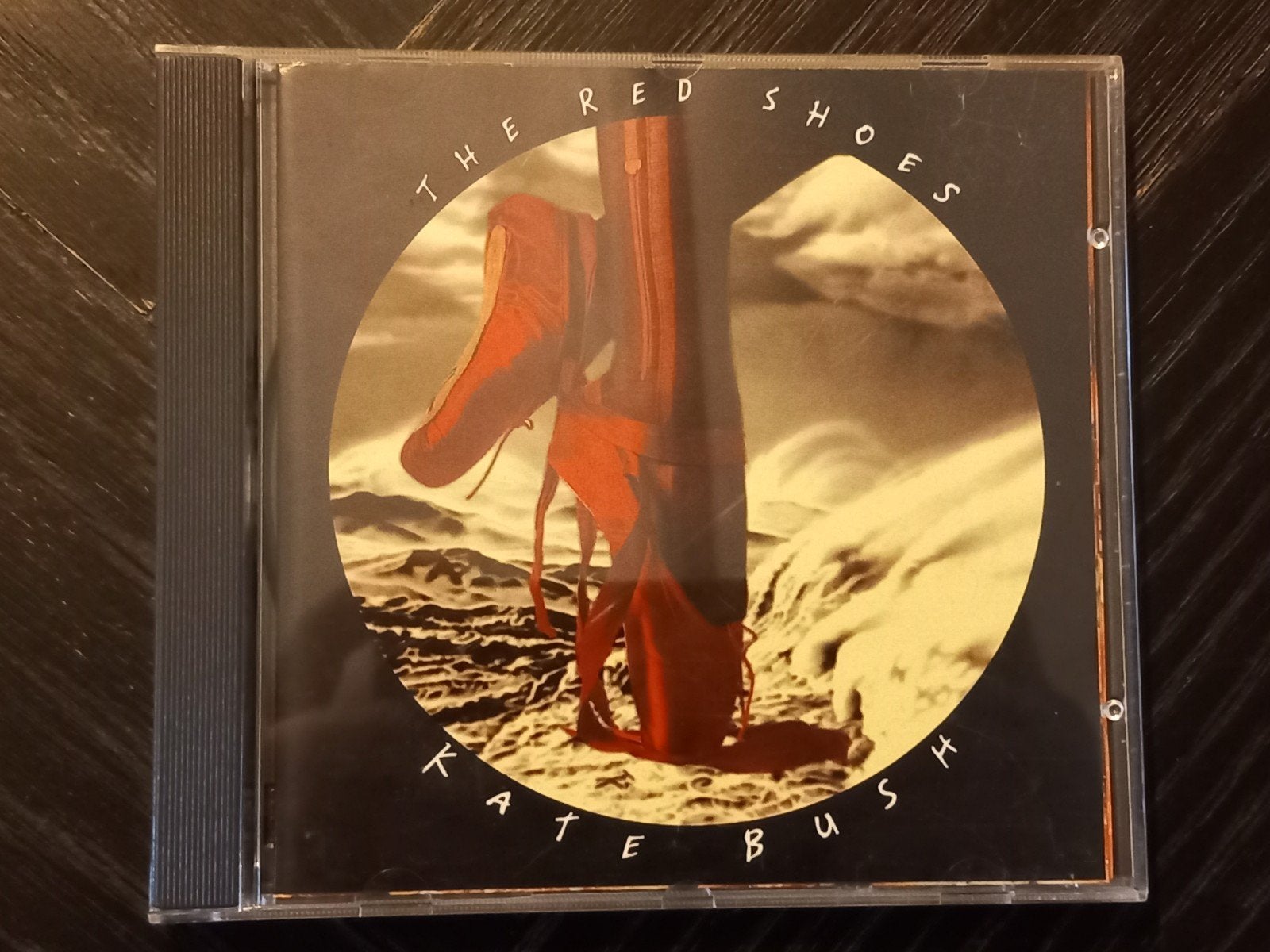 Kate Bush - The Red Shoes CD (Pop, Rock), Ophalen of Verzenden, Gebruikt, Pop, Album