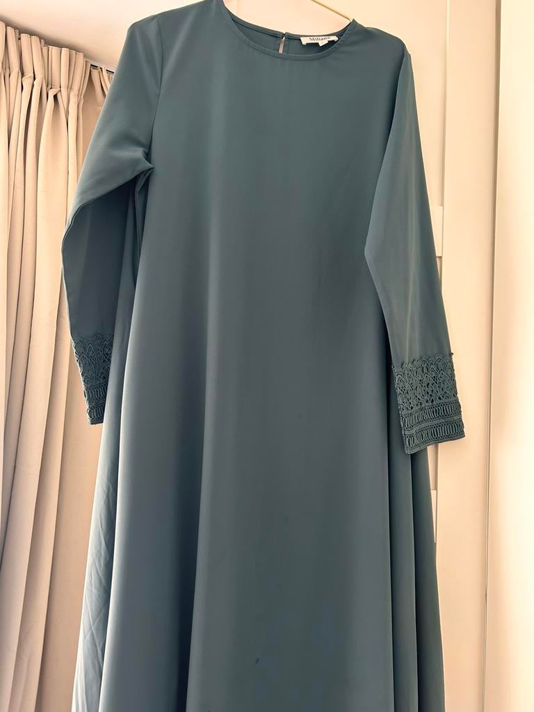 Nieuwe abaya abiye met siermouwtjes maat L, Maat 38/40 (M), Overige typen, Zwart, Ophalen of Verzenden