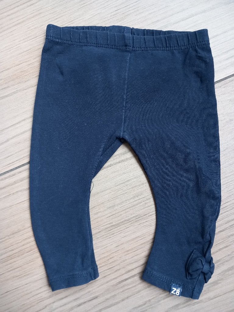 K191 Donkerblauwe legging Z8 maat 56, Gebruikt, Broekje, Meisje, Z8