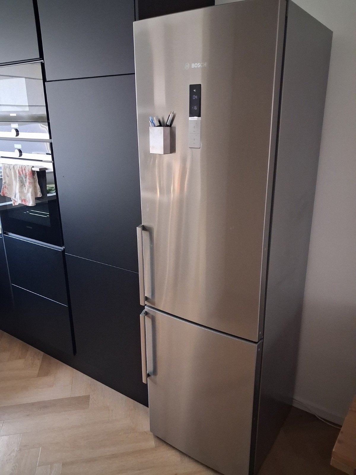 Bosch Serie 6 koel-vriescombinatie RVS – No Frost, Witgoed en Apparatuur, Ophalen, 200 liter of meer, 60 cm of meer, Met aparte vriezer