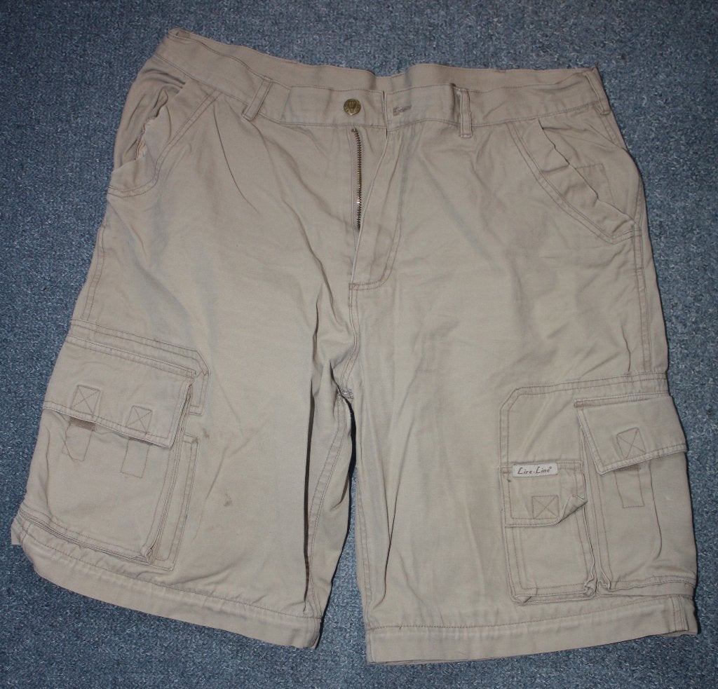 Life-line beige korte broek mt 54 zgan, Beige, Life-line, Ophalen of Verzenden, Zo goed als nieuw