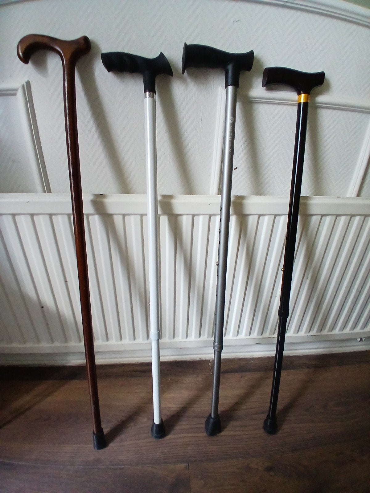 4 goede stevige wandelstokken, Ophalen of Verzenden, Verstelbaar
