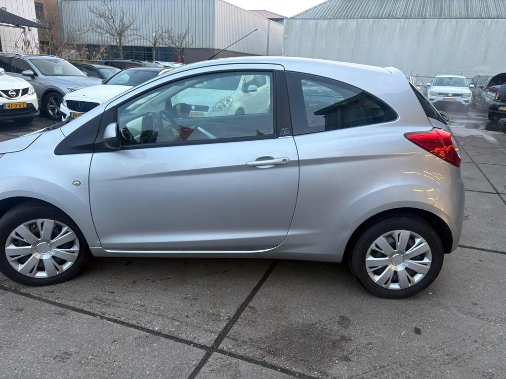 Ford Ka 1.2 Titanium, Auto's, Ford, Voorwielaandrijving, Stof, Gebruikt, 1242 cc