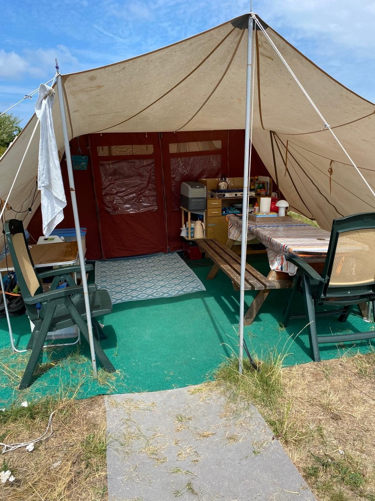 tent op stortemelk Vlieland, Aan zee, Overige